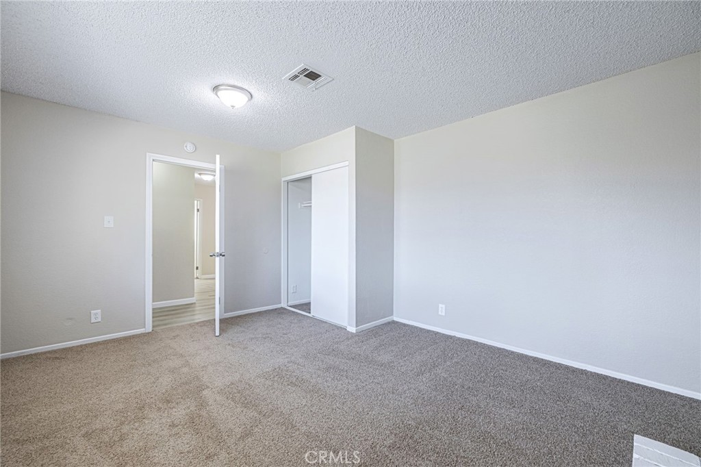 1101 Chagal Property Photo 9