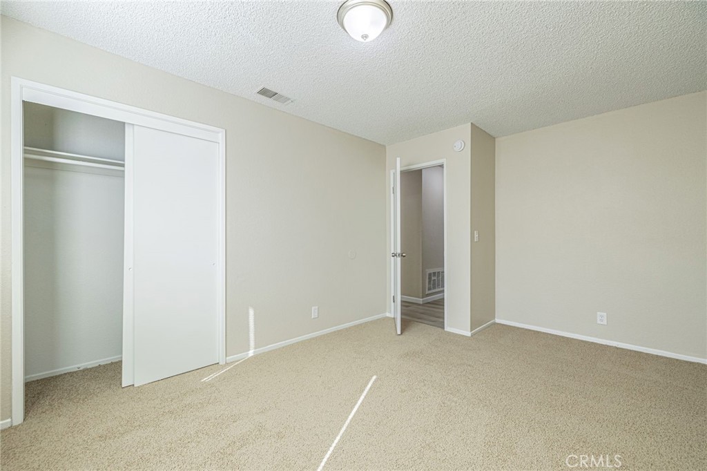 1101 Chagal Property Photo 22
