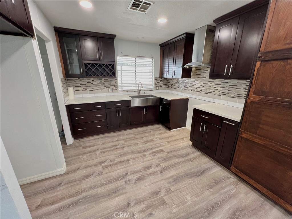 2121 E Avenue I 49 Property Photo 12