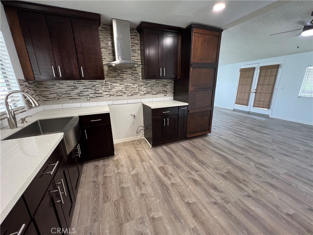 2121 E Avenue I 49 Property Photo 16
