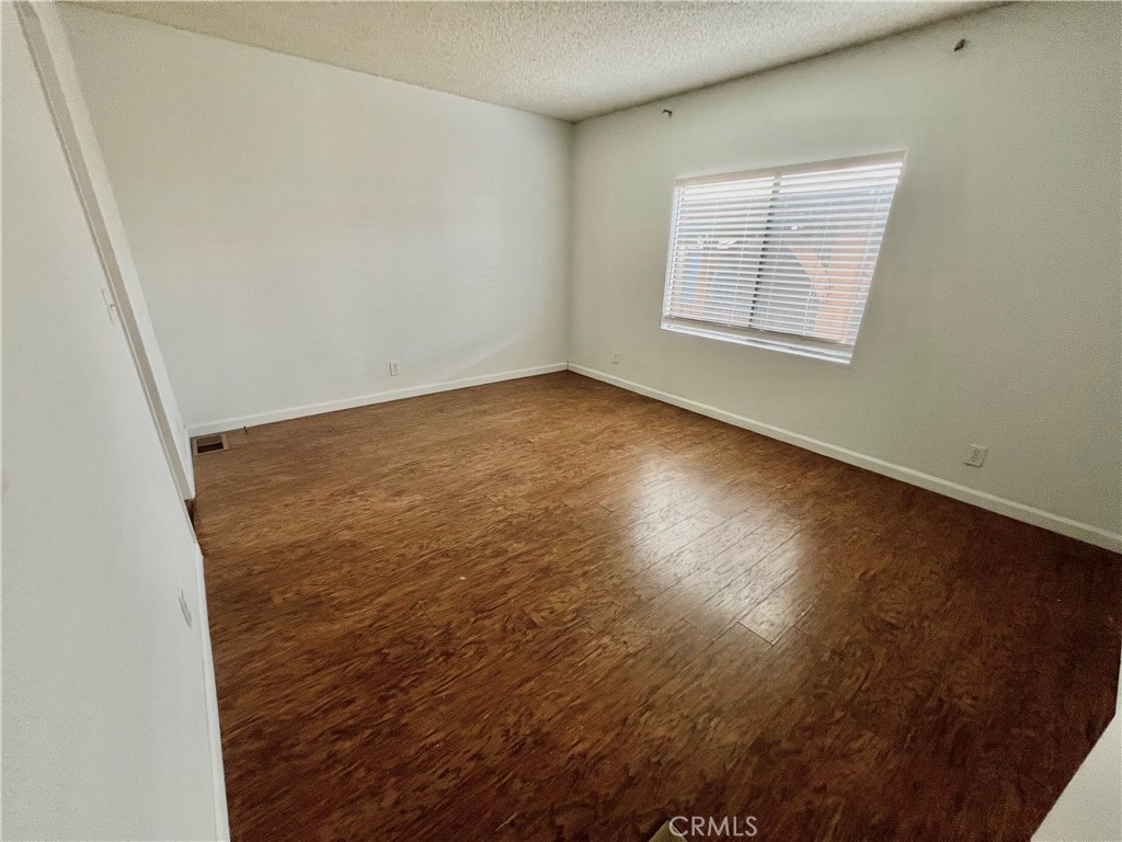 2121 E Avenue I 49 Property Photo 23