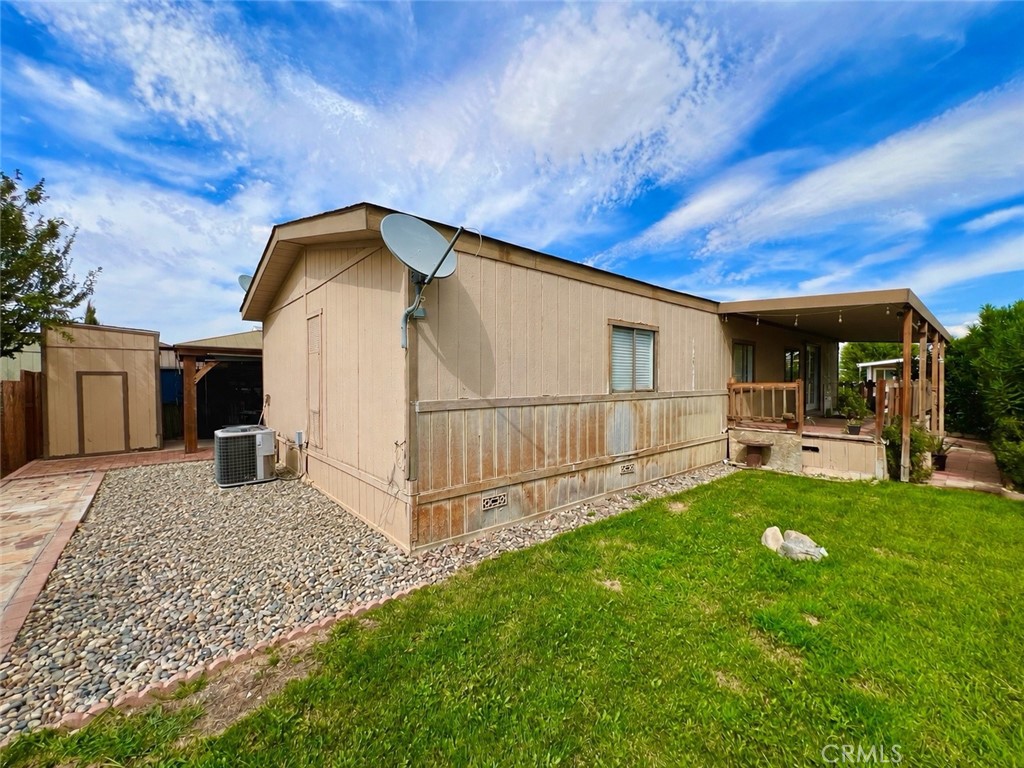2121 E Avenue I 49 Property Photo 33
