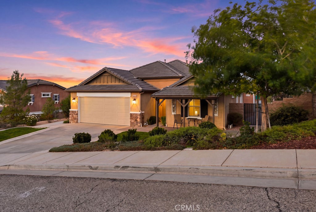 38462 Siamese Ln Property Photo 2