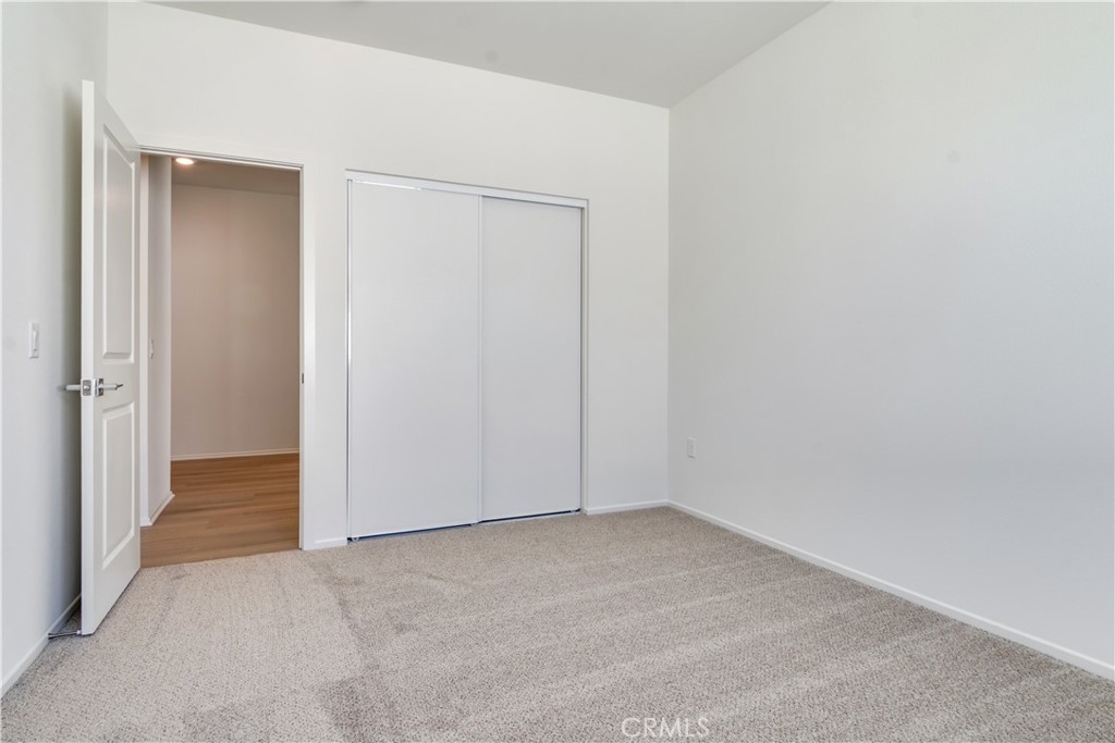 1553 E Holguin Street Property Photo 15