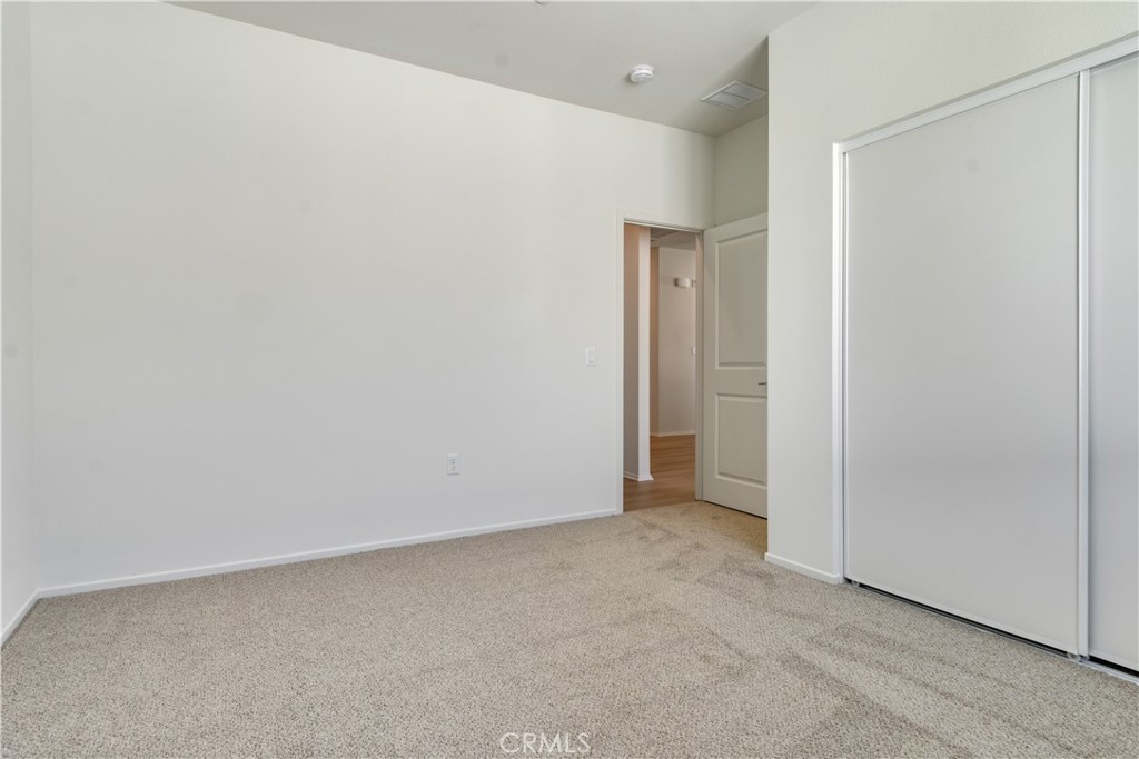 1553 E Holguin Street Property Photo 17