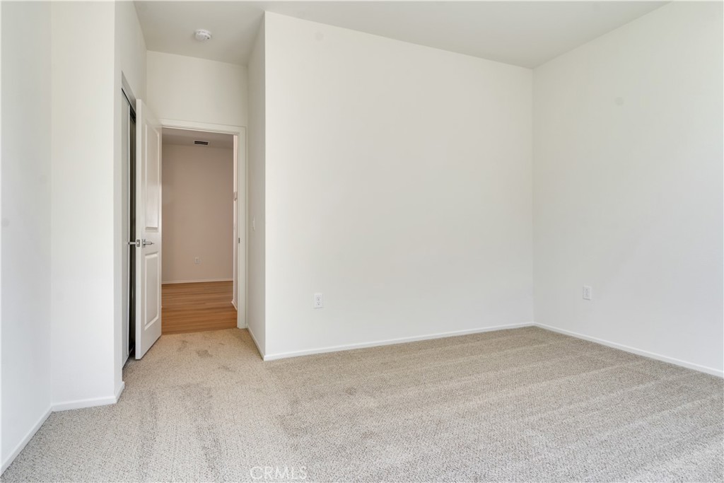 1553 E Holguin Street Property Photo 24