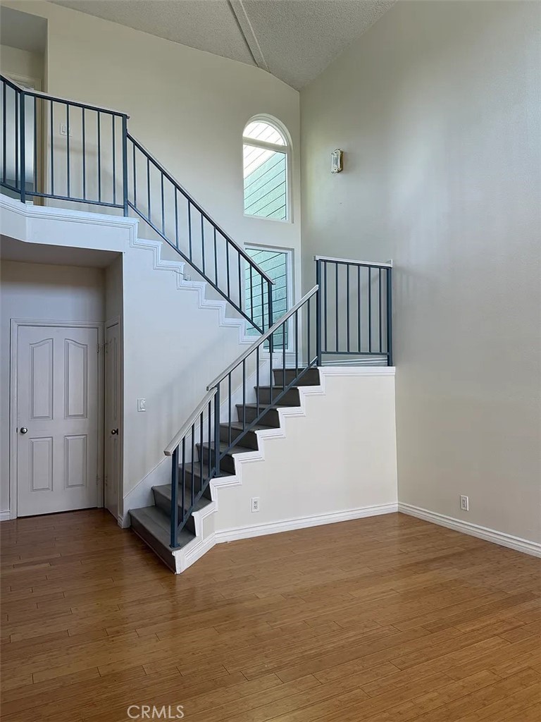 14726 Tupper Property Photo 16