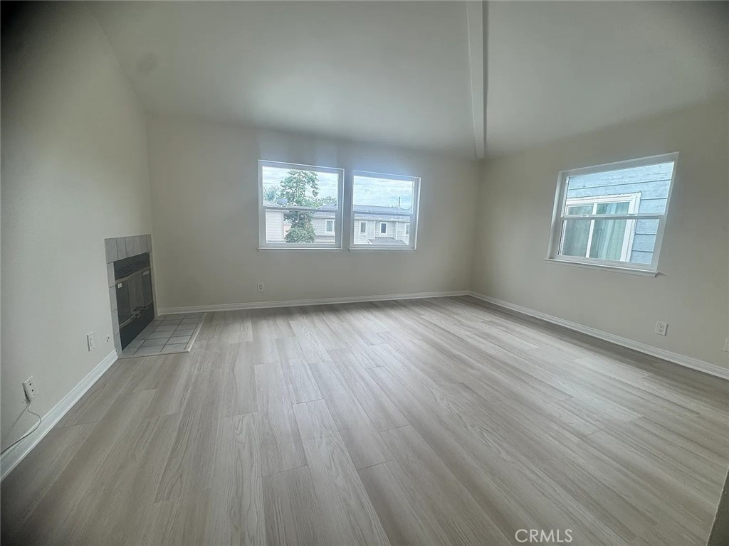 14726 Tupper Property Photo 24