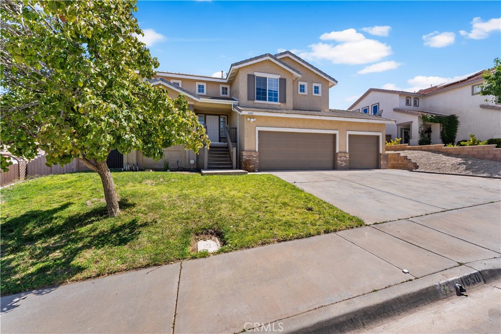1050 Cactus Drive Property Photo 1