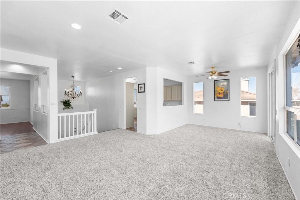 1050 Cactus Drive Property Photo 8