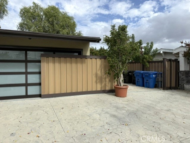 743 Spalding Street Property Photo 8