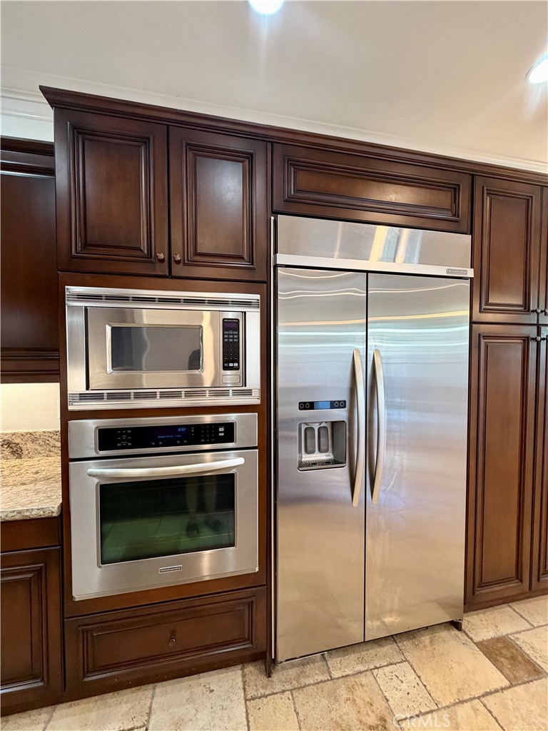 21929 Cortina Property Photo 11