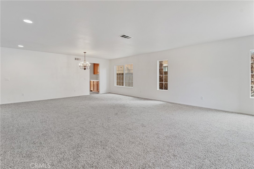 37660 Newbury Property Photo 12