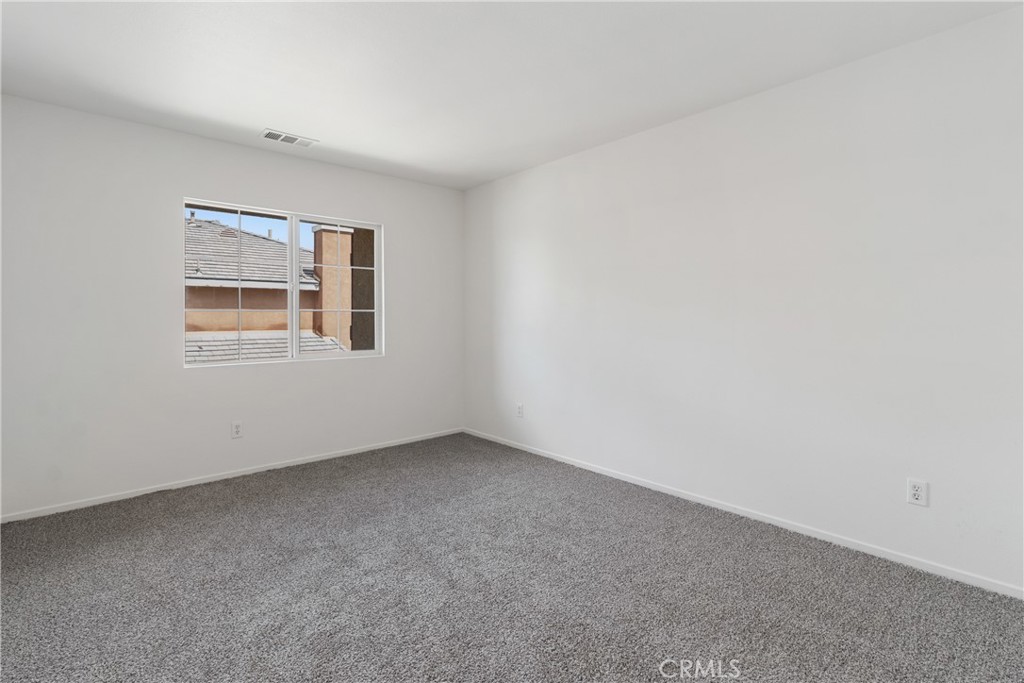 37660 Newbury Property Photo 21