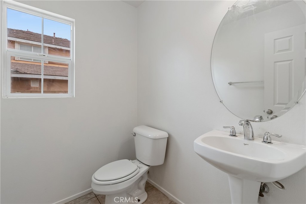 37660 Newbury Property Photo 24