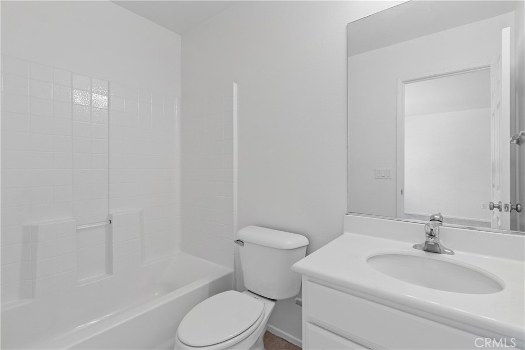 37660 Newbury Property Photo 26
