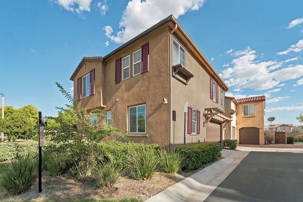 28492 Camino Del Arte Drive Property Photo 4