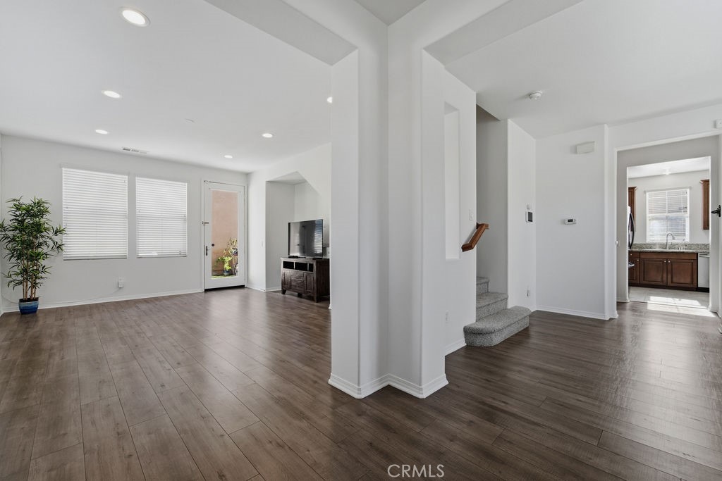 28492 Camino Del Arte Drive Property Photo 8