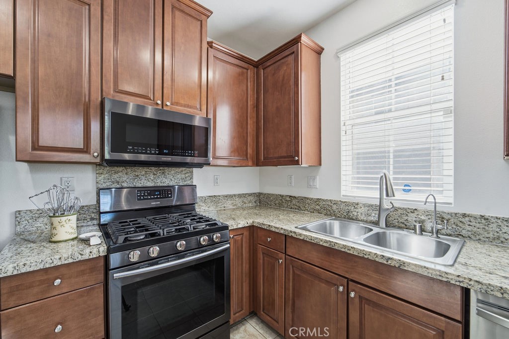 28492 Camino Del Arte Drive Property Photo 14