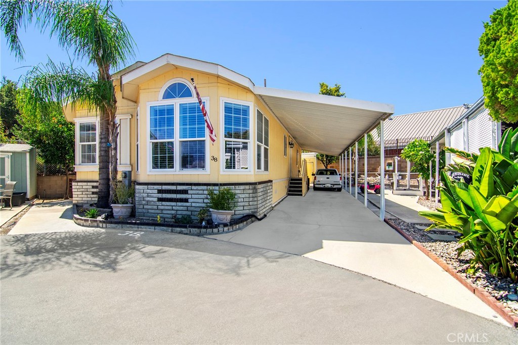 11401 Topanga Canyon 38 Property Photo 1