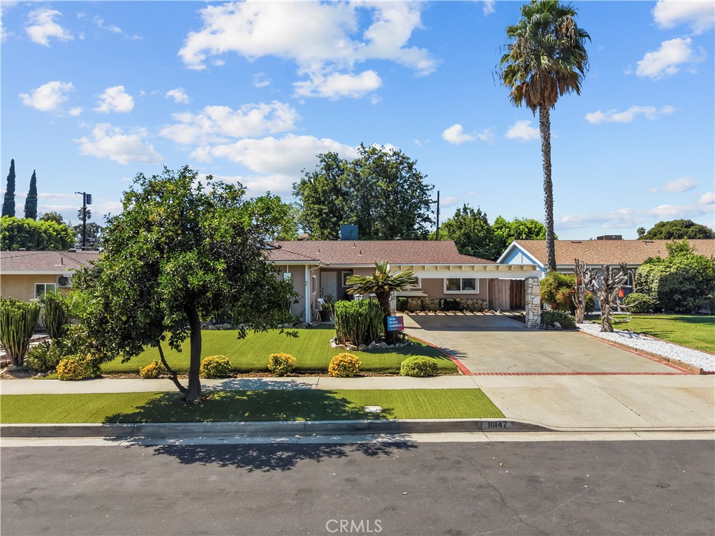 10147 Monogram Property Photo 2
