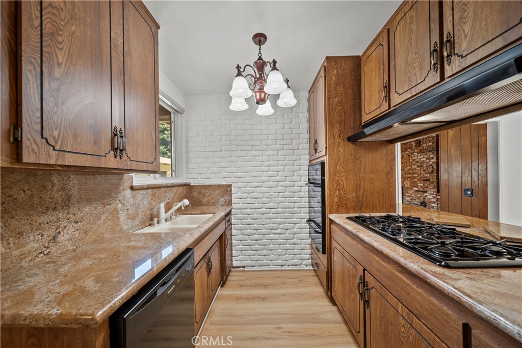 10147 Monogram Property Photo 33