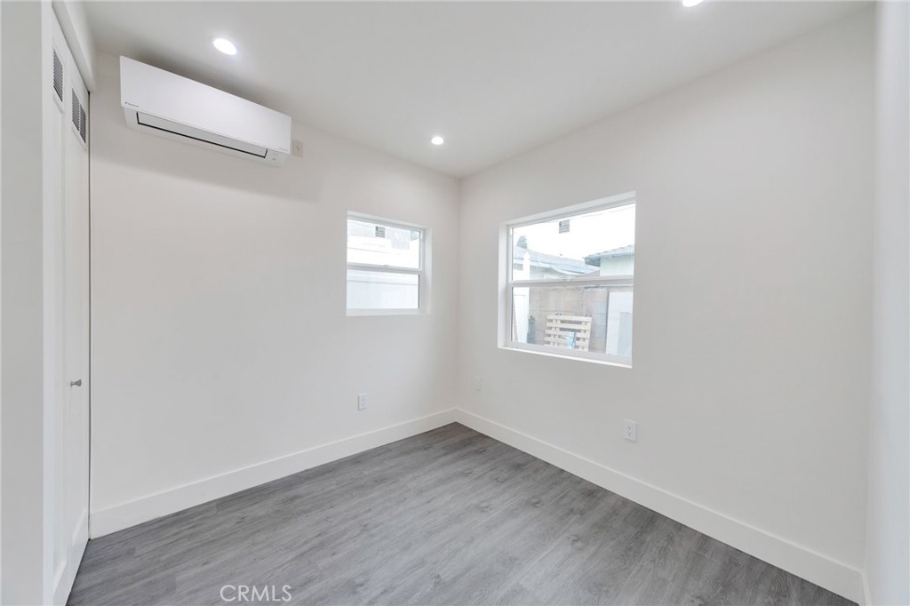 6153 Clybourn Avenue Property Photo 35