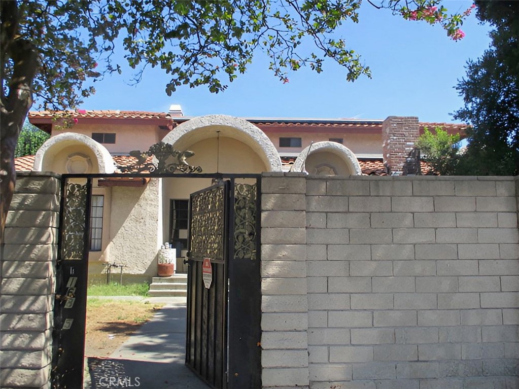 16815 Parthenia Property Photo 4