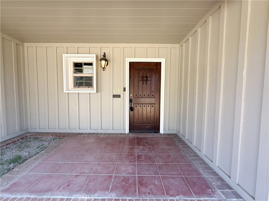 916 Oak Avenue Property Photo 7