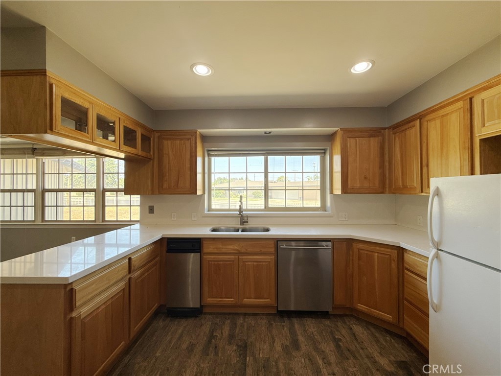 916 Oak Avenue Property Photo 13