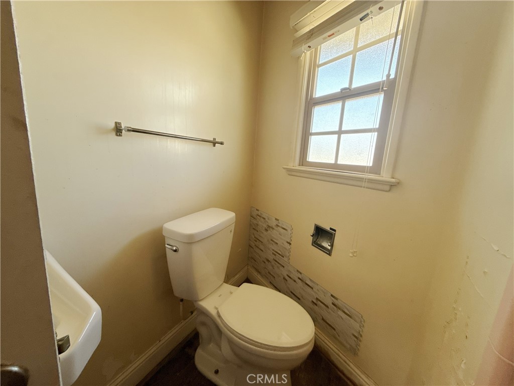 916 Oak Avenue Property Photo 32