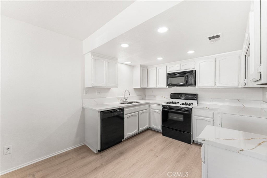 1830 E Avenue J2 3 Property Photo 23
