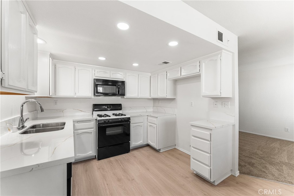 1830 E Avenue J2 3 Property Photo 25