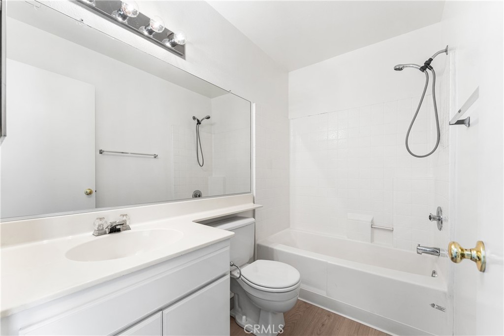 1830 E Avenue J2 3 Property Photo 41