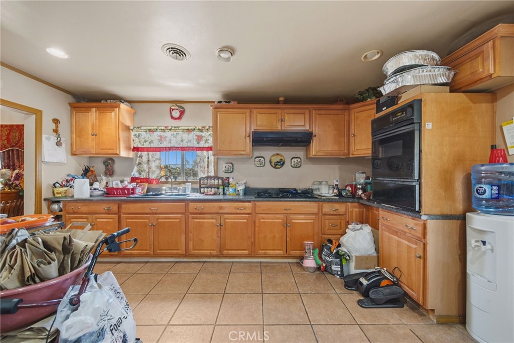 12135 Cornish Avenue Property Photo 6