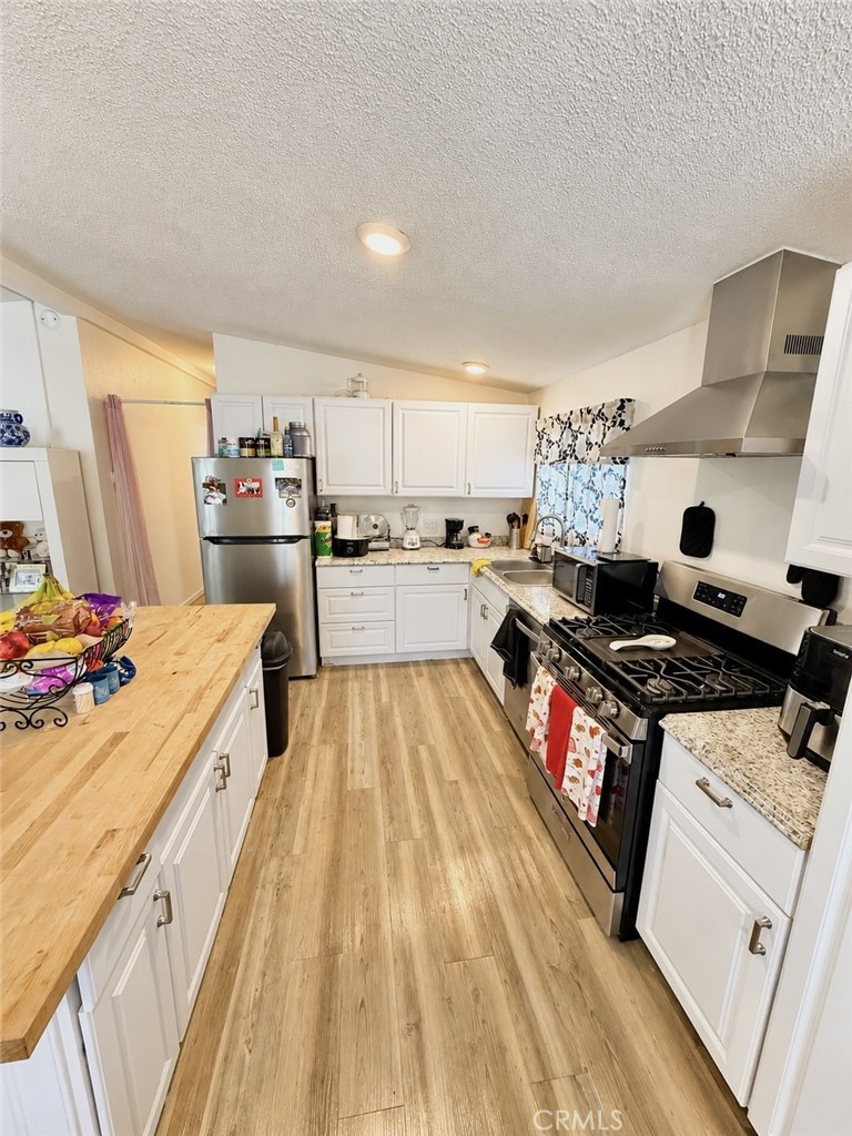 29021 Bouquet Canyon Road 252 Property Photo 5