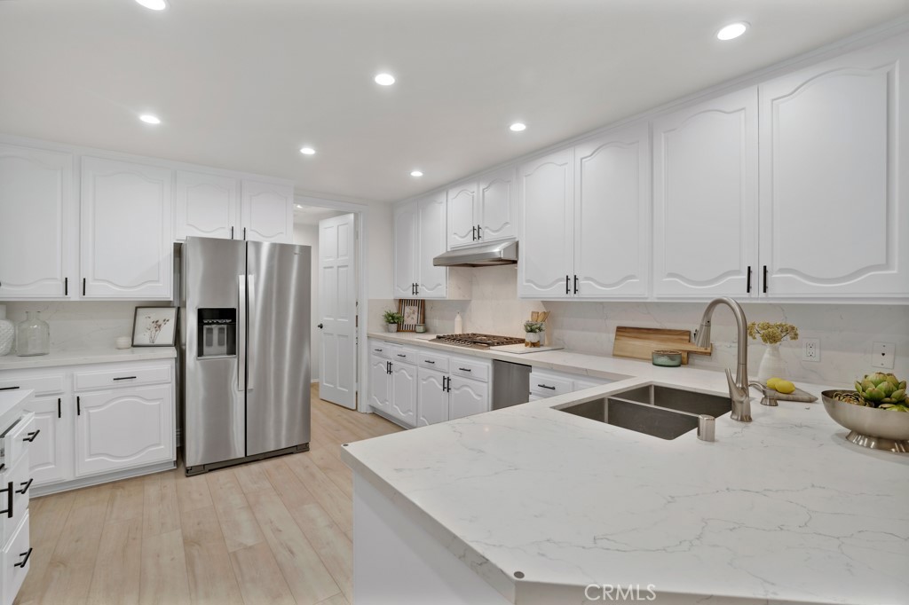 4792 Park Encino Lane 102 Property Photo 2