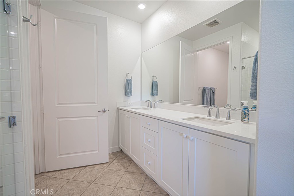 27406 Merlin 101 Property Photo 29