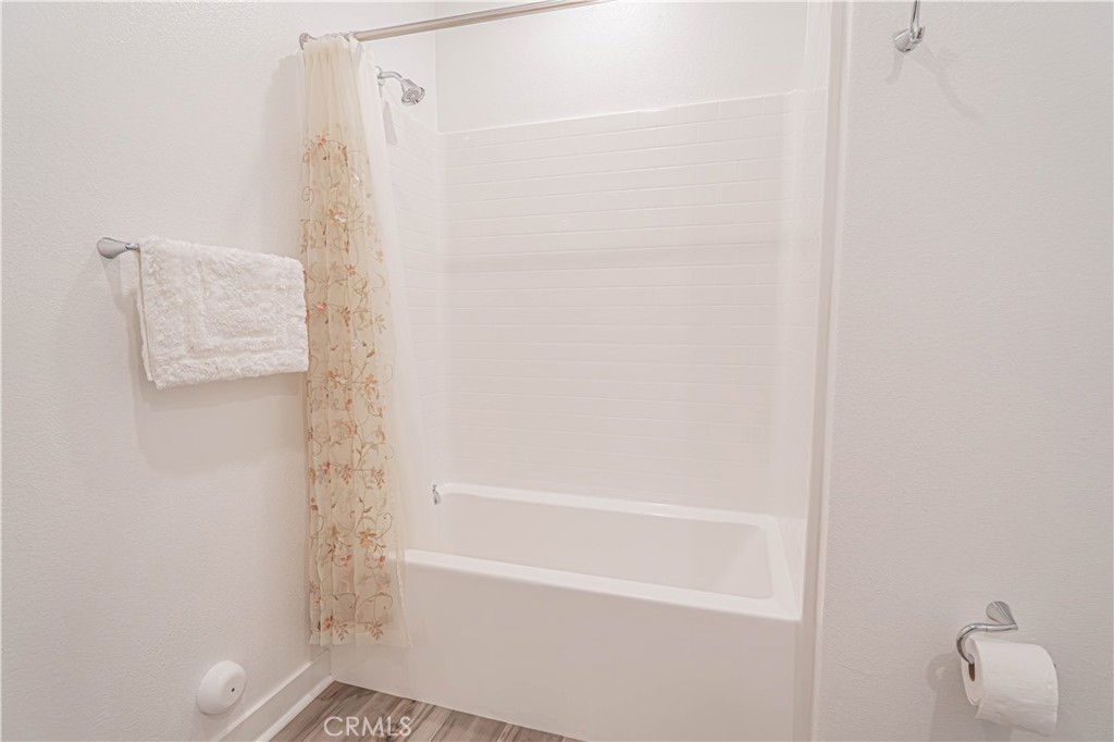 27406 Merlin 101 Property Photo 32