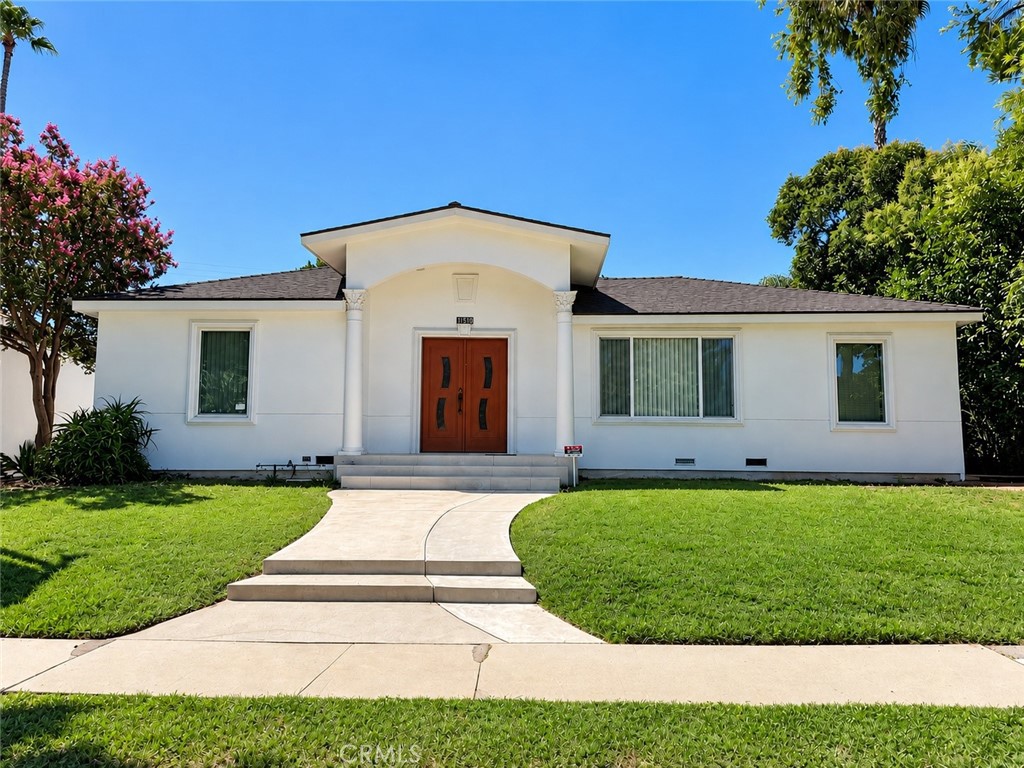 17404 Martha Street Property Photo 1