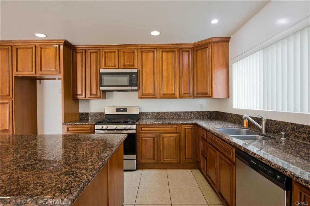 17404 Martha Street Property Photo 3
