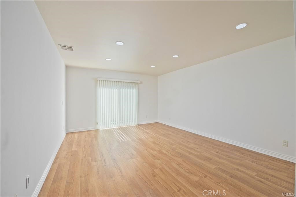 17404 Martha Street Property Photo 8