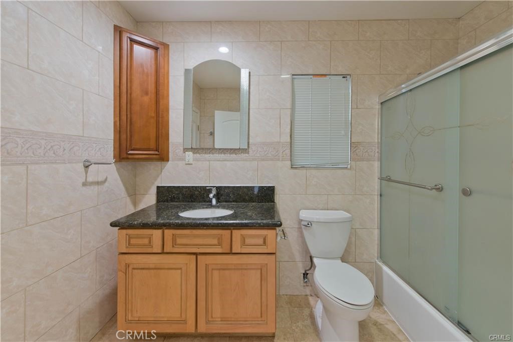 17404 Martha Street Property Photo 14