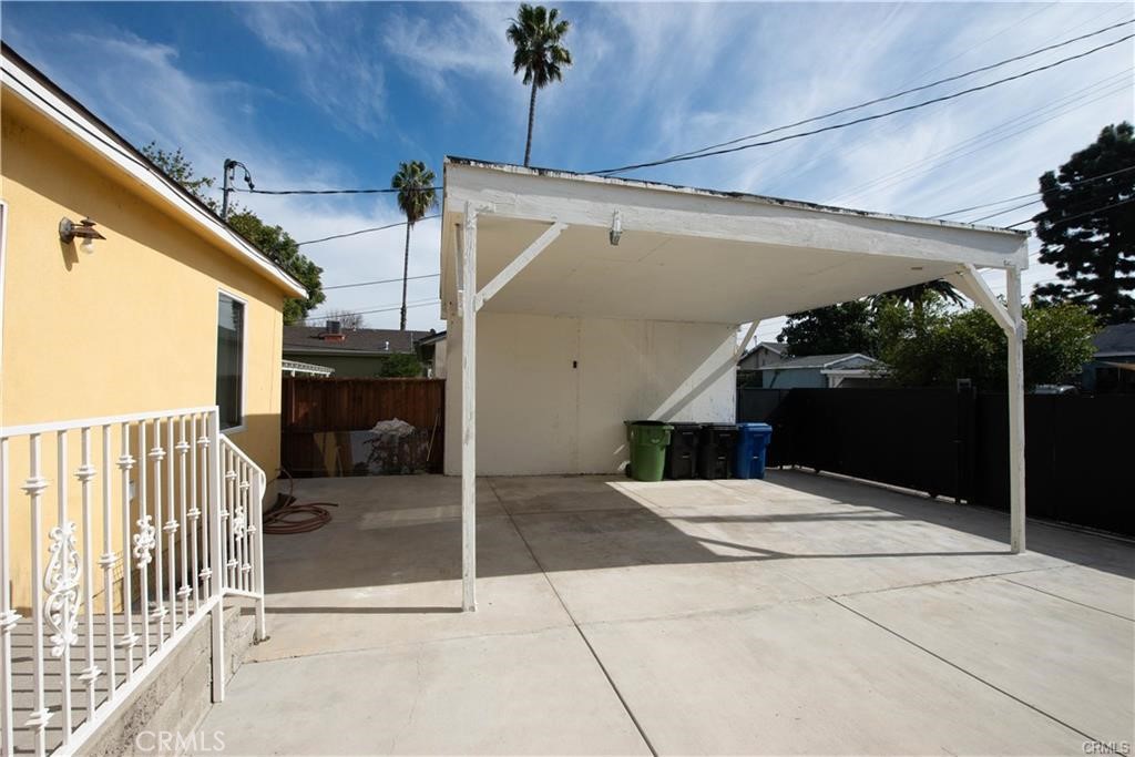 17404 Martha Street Property Photo 23