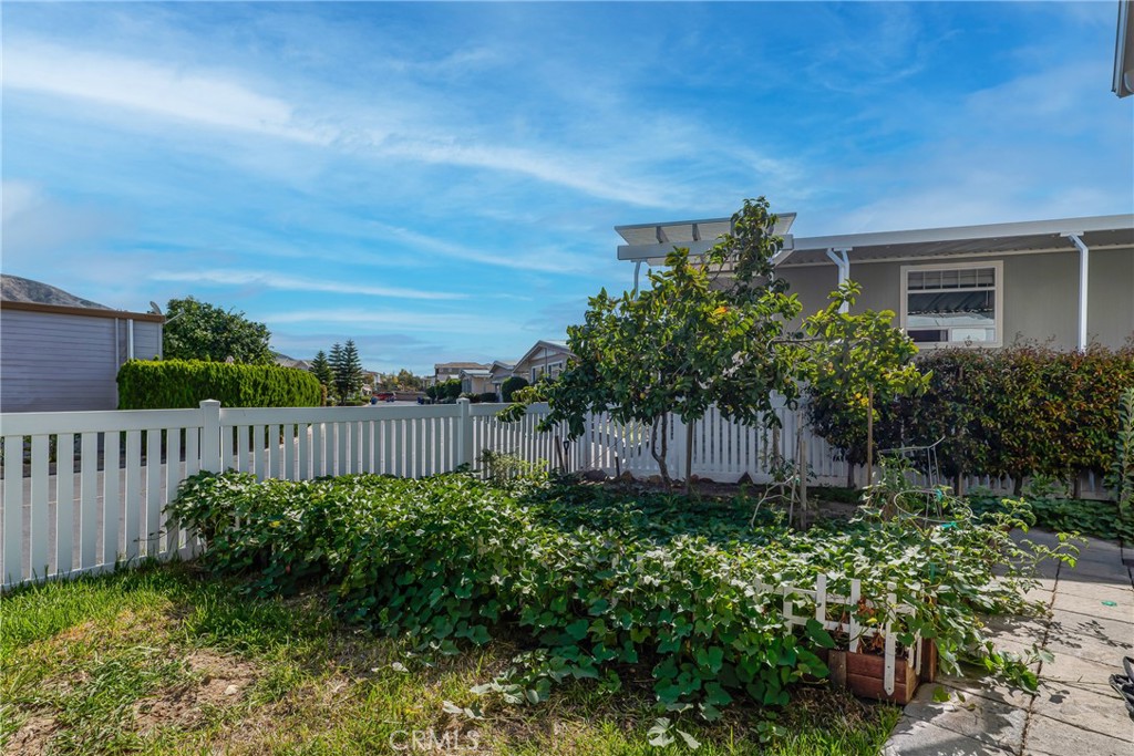 250 E Telegraph Road 164 Property Photo 16