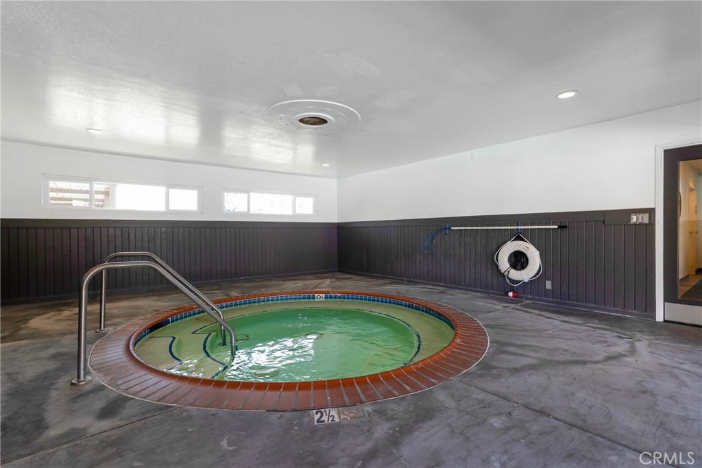 250 E Telegraph Road 164 Property Photo 23
