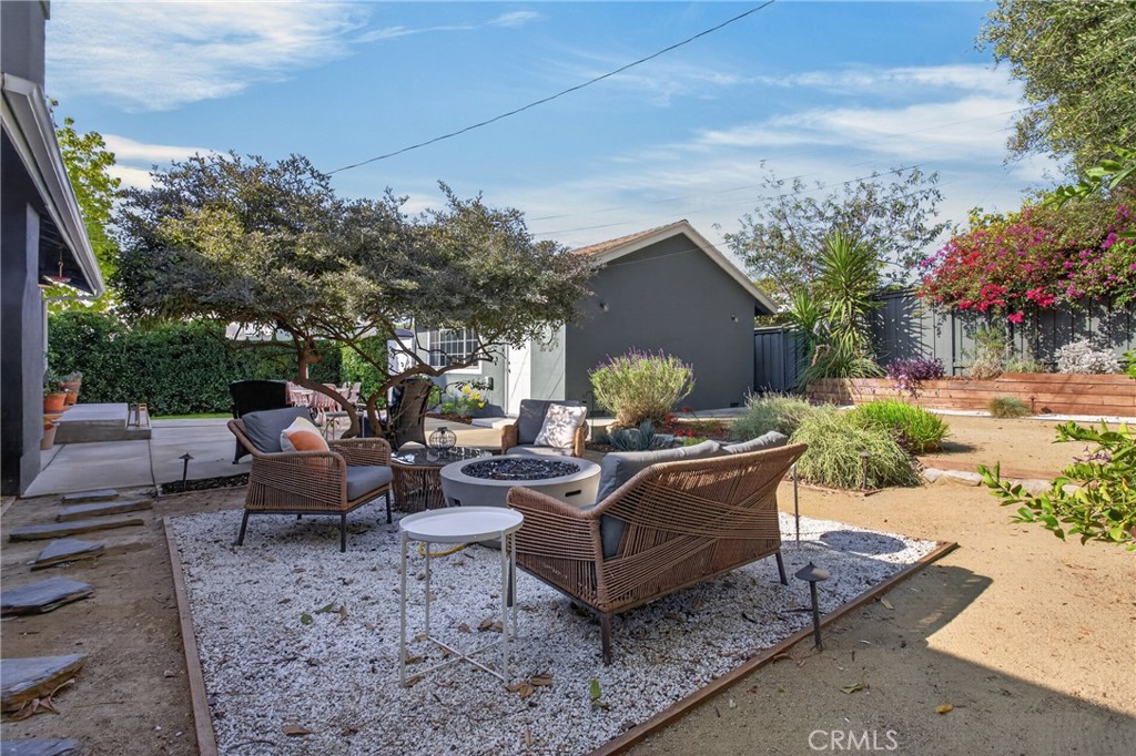 11031 Genesta Avenue Property Photo 36