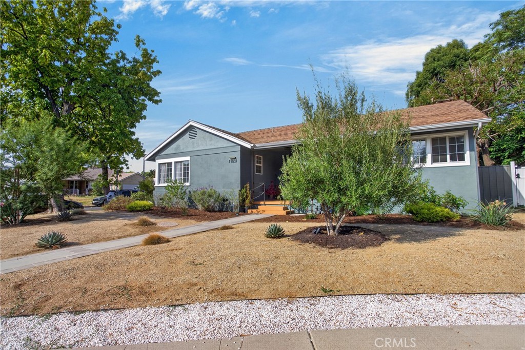 11031 Genesta Avenue Property Photo 42