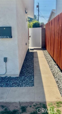 10133 Kester Avenue Property Photo 17