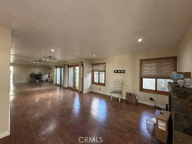 22137 Burbank Property Photo 4